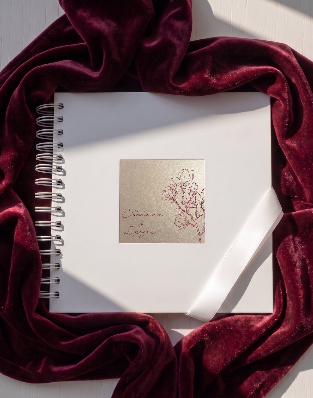 Βιβλίο ευχών συλλογής «Red Velvet»